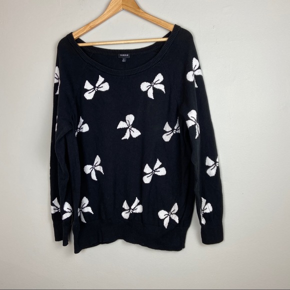 torrid Sweaters - Torrid Black Sweater White Bow Print
